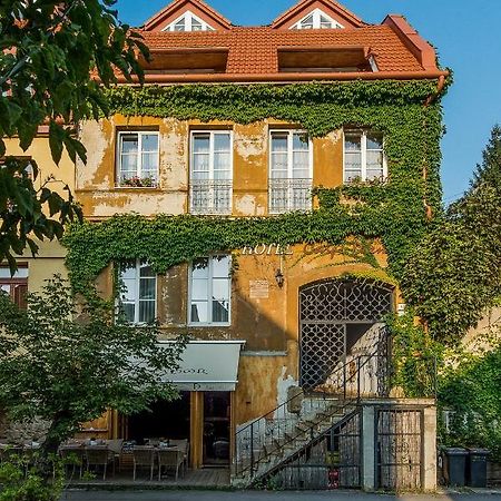 Boutique Hotel Carpe Diem Presov Ngoại thất bức ảnh