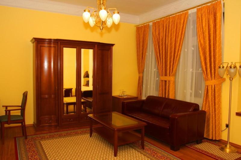 Boutique Hotel Carpe Diem Presov Ngoại thất bức ảnh