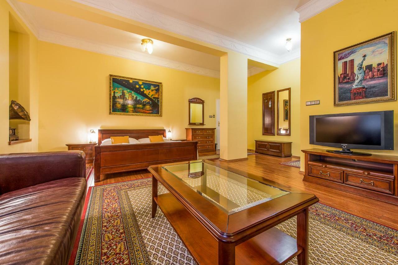 Boutique Hotel Carpe Diem Presov Ngoại thất bức ảnh